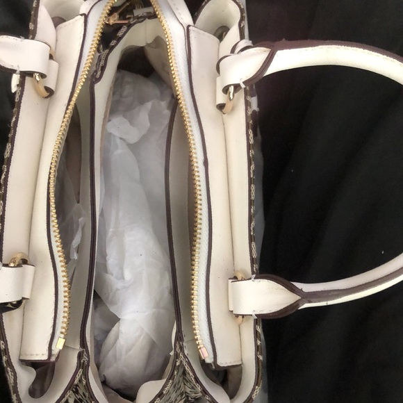 DKNY medium satchel White with DKNY logo in brown and has gold accents - Picture 3 of 4